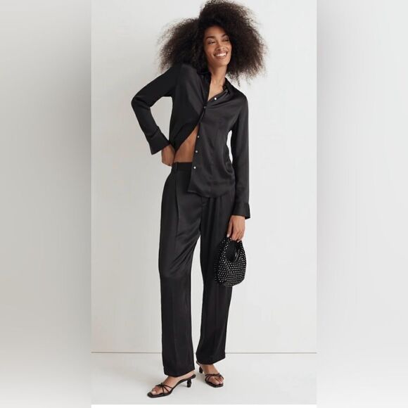 Madewell Darted Button-Up Shirt in Satin - Picture 1 of 7